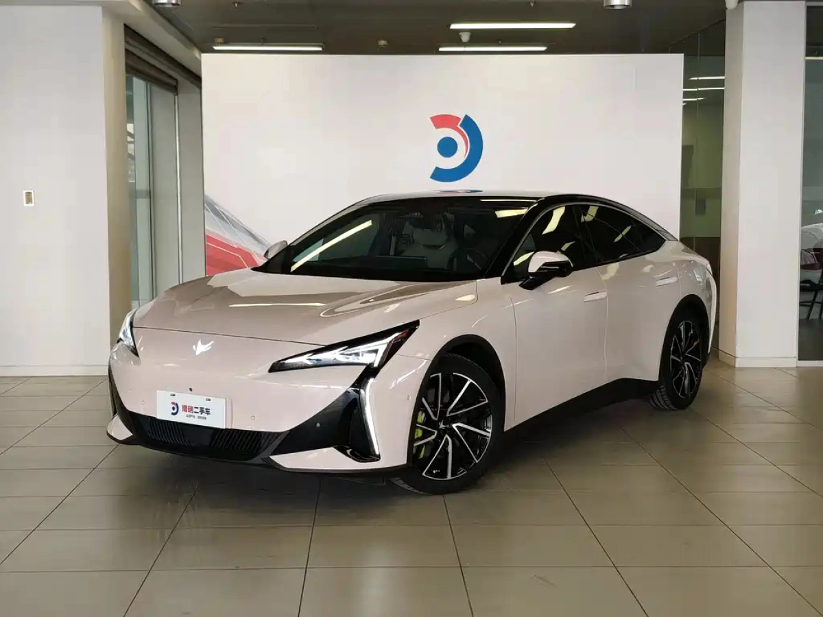 ARCFOX ALPHA S5  2024