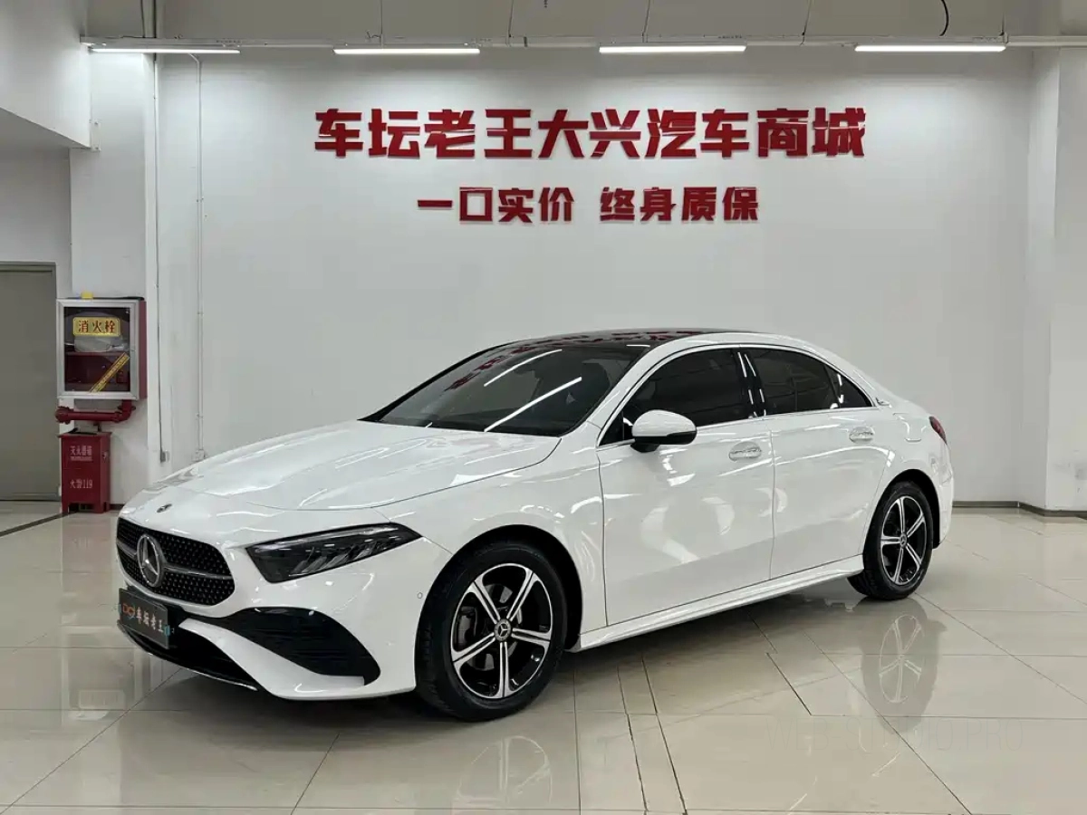 MERCEDES-BENZ A-CLASS  2024