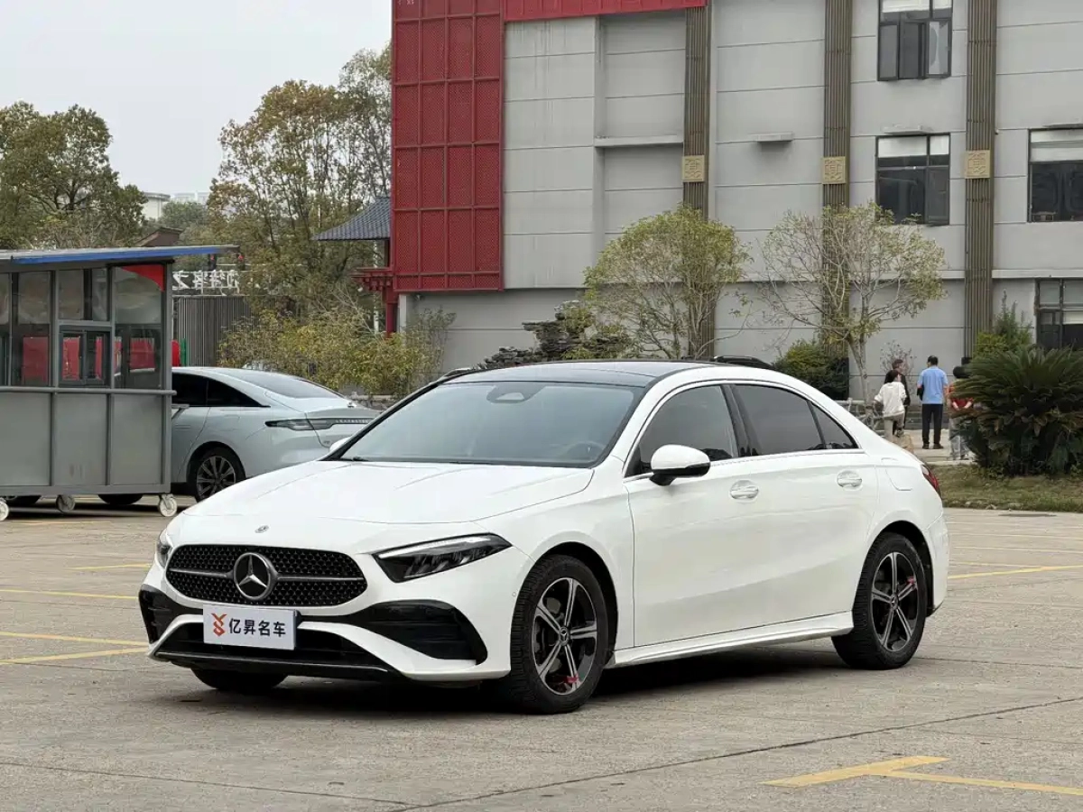 MERCEDES-BENZ A-CLASS