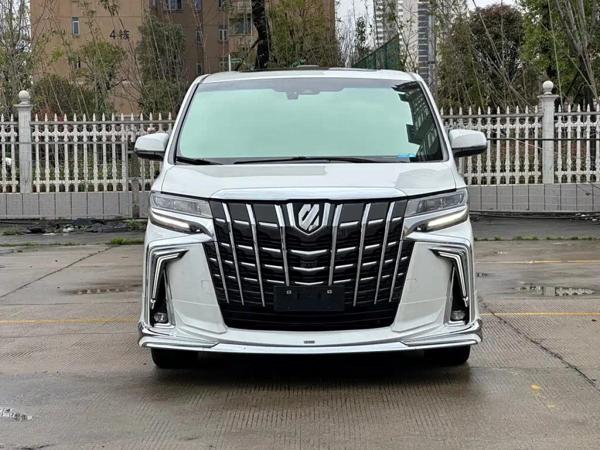 TOYOTA ALPHARD
