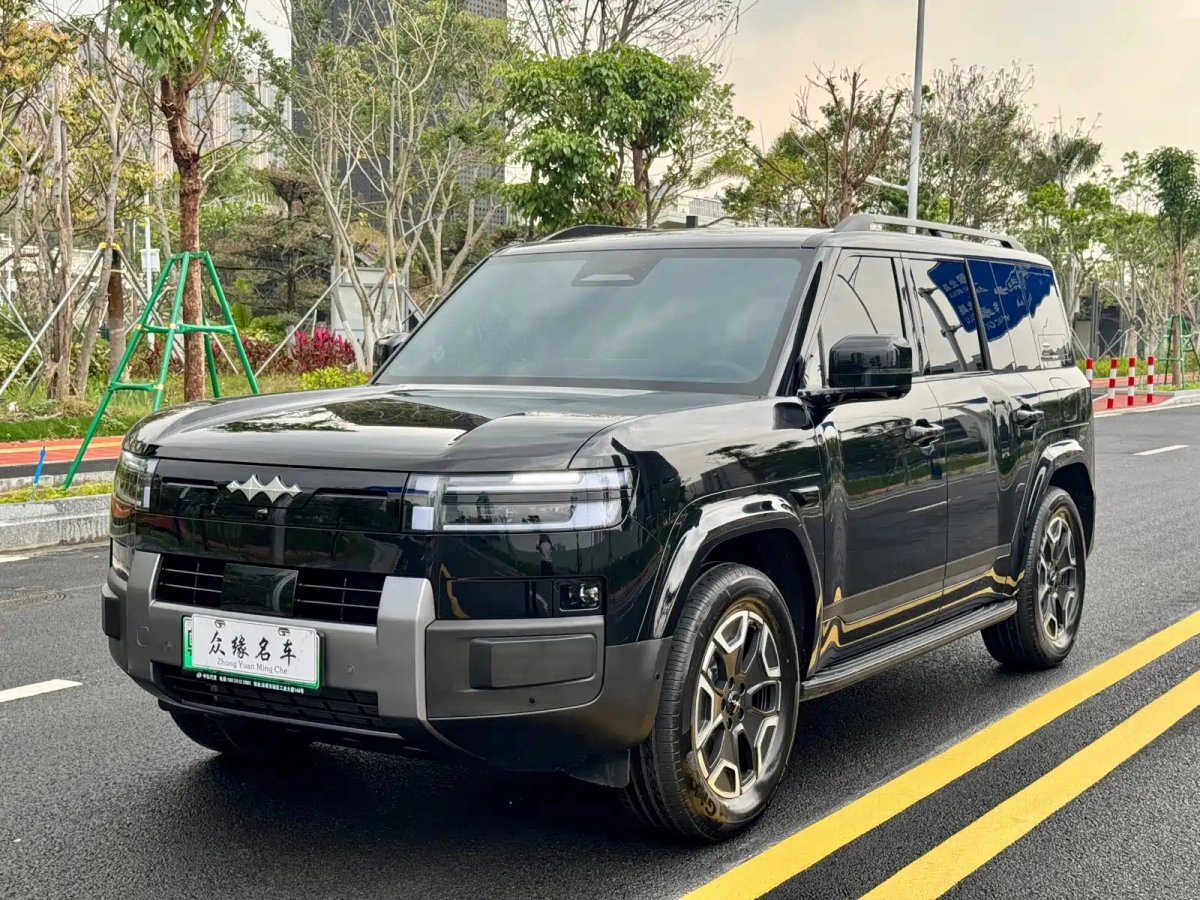 BYD FANGCHENG TITAN 7  2025