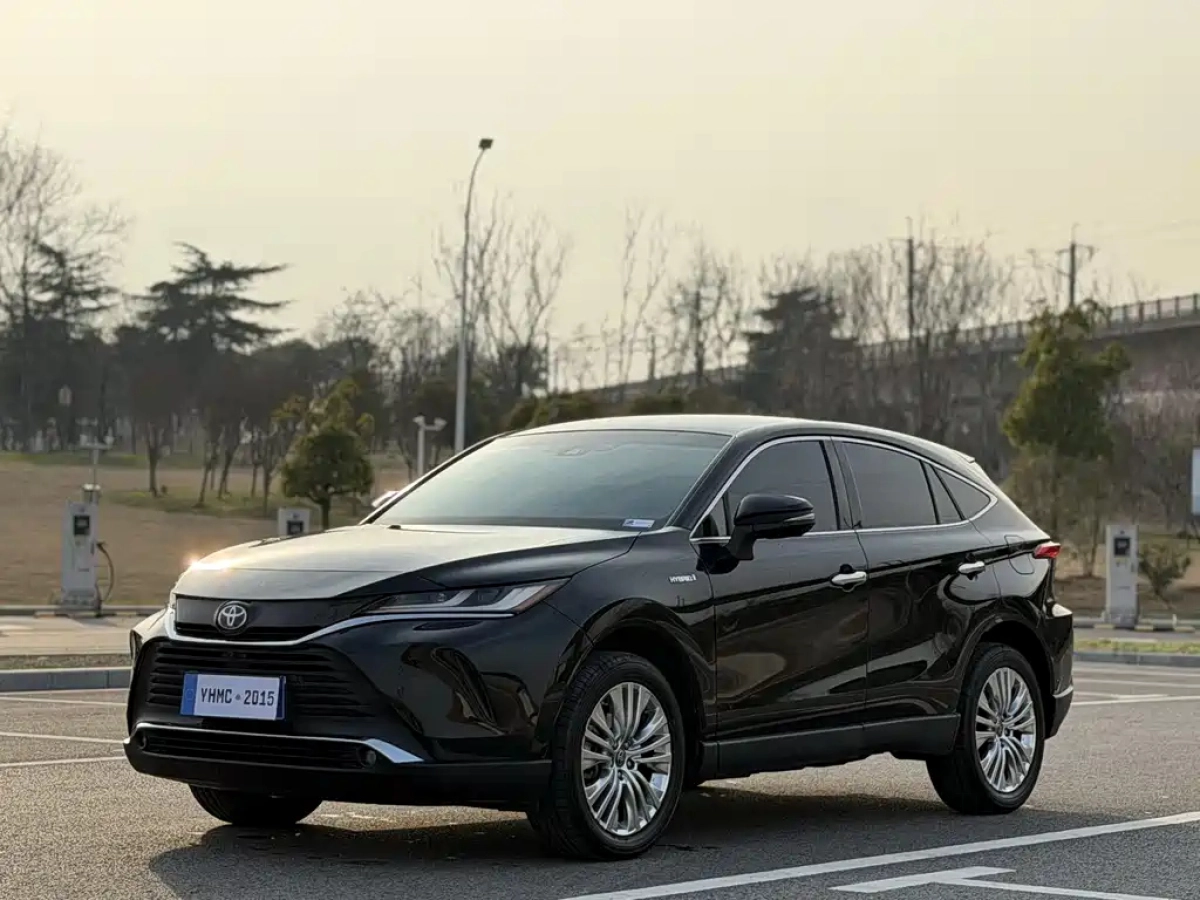 TOYOTA HARRIER  2023