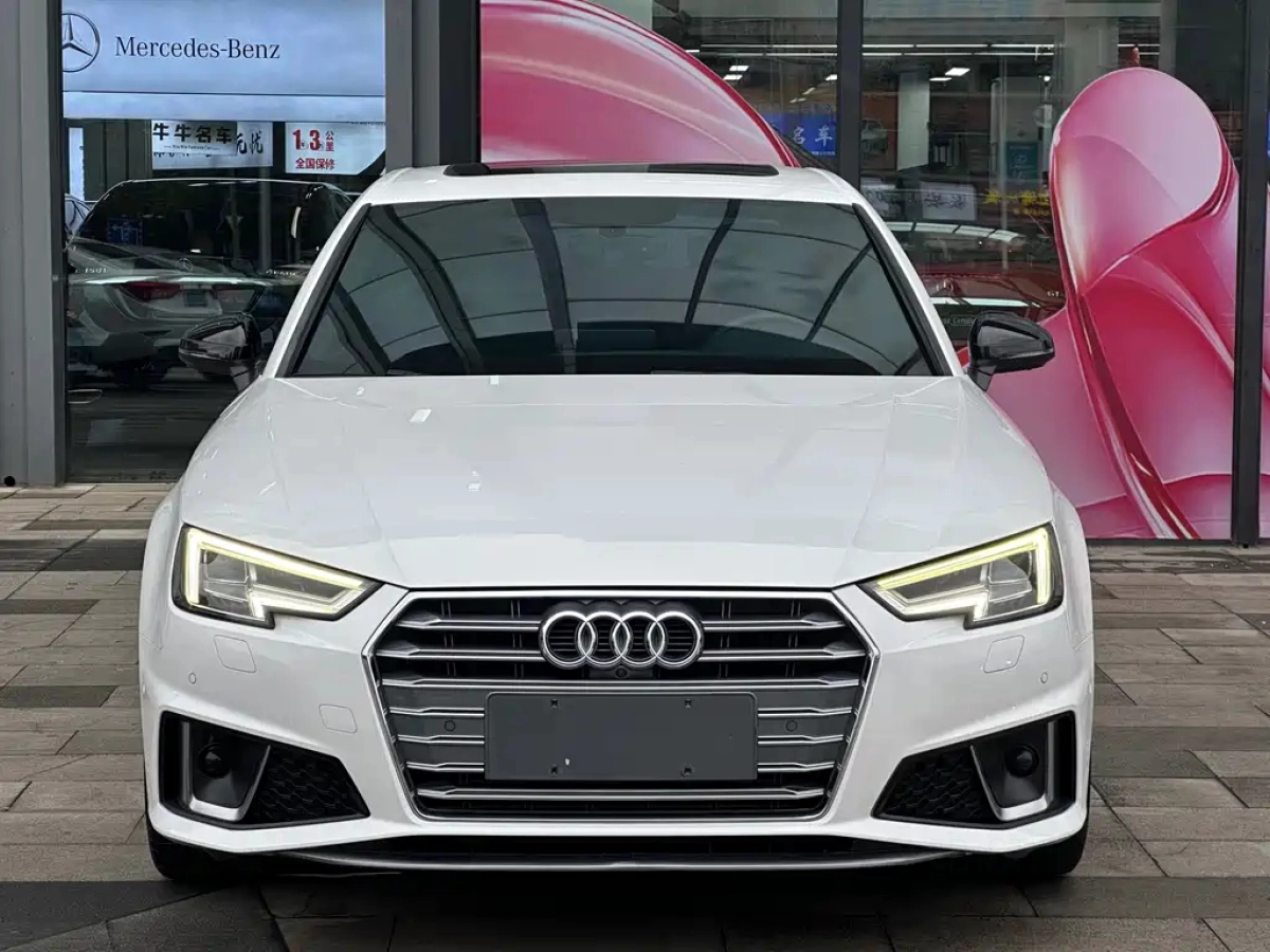 AUDI A4L