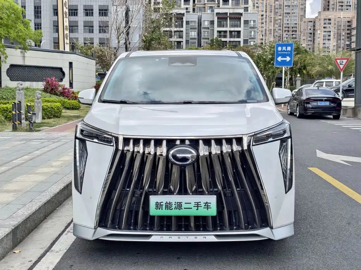 GAC TRUMPCHI TRUMPCHI E9