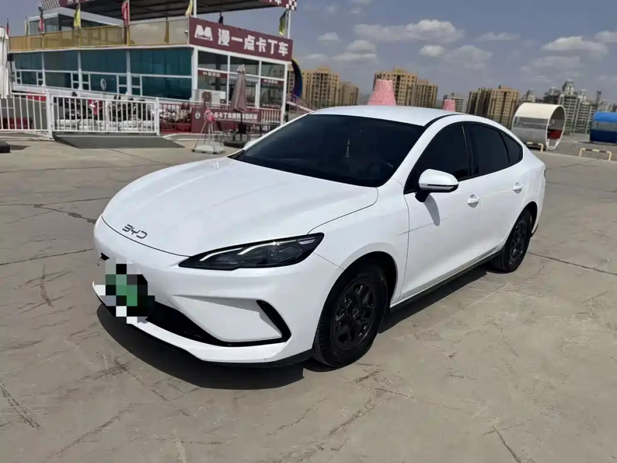 BYD SEAL 05 DM-I  2025