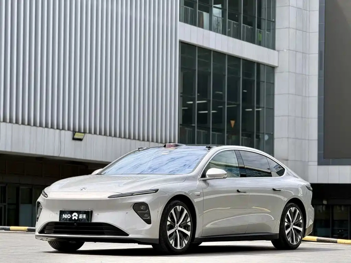 NIO ET7