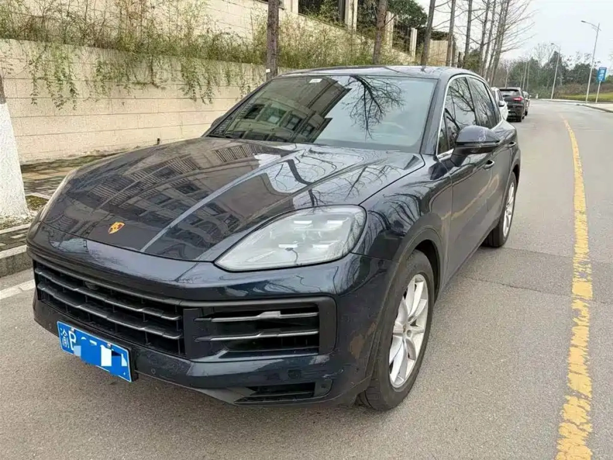 PORSCHE CAYENNE  2024