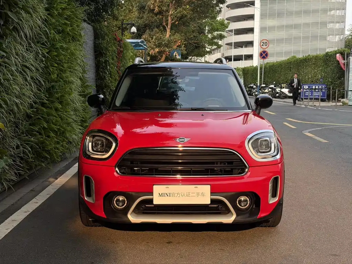 MINI COUNTRYMAN