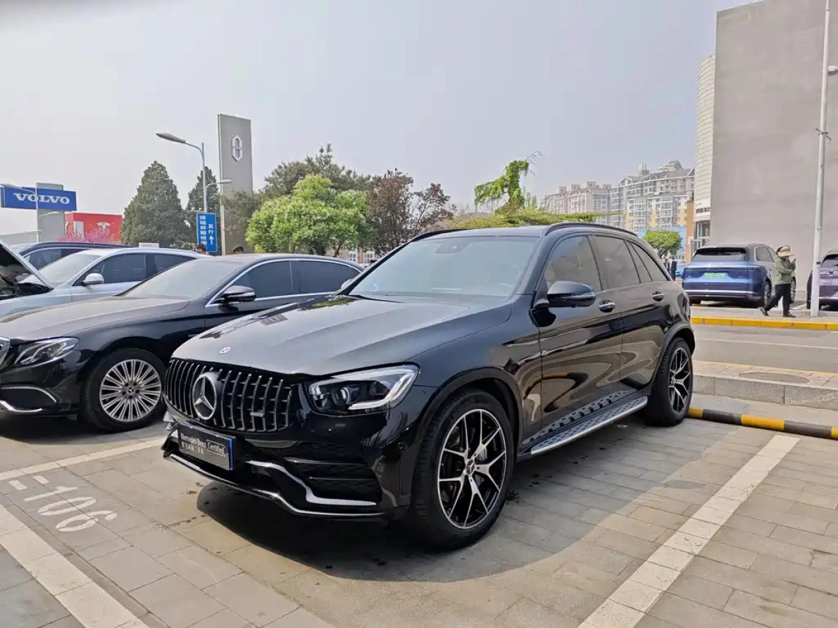 MERCEDES-BENZ GLC AMG
