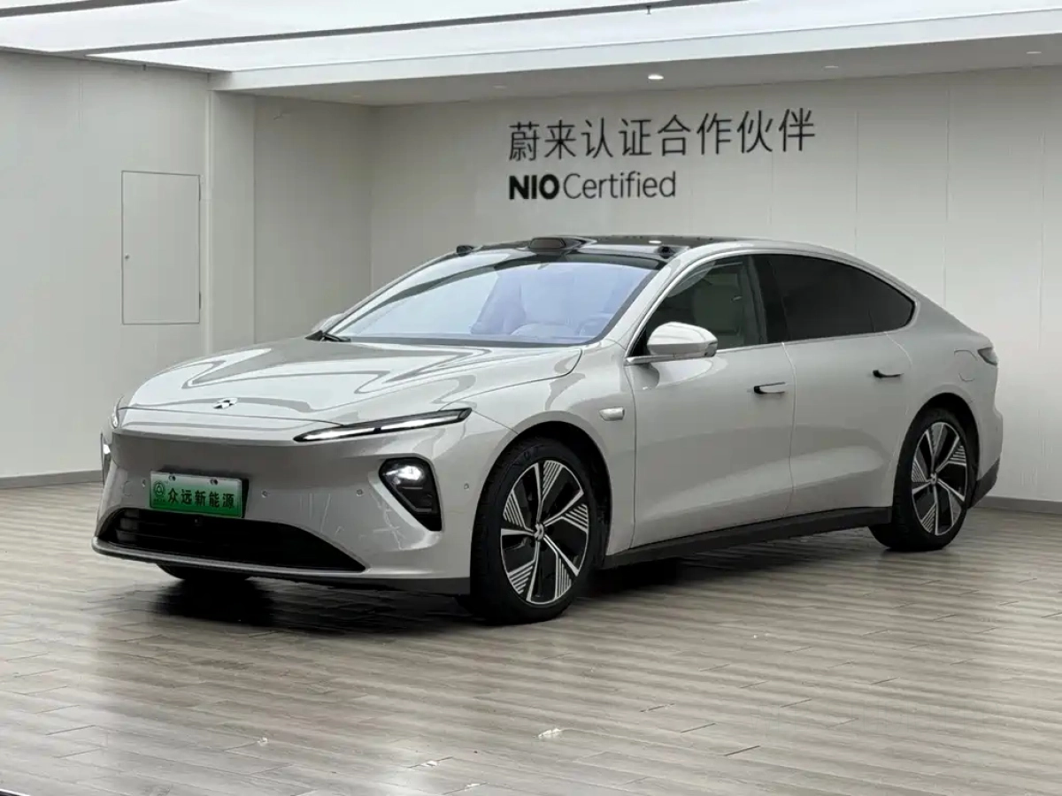 NIO ET7