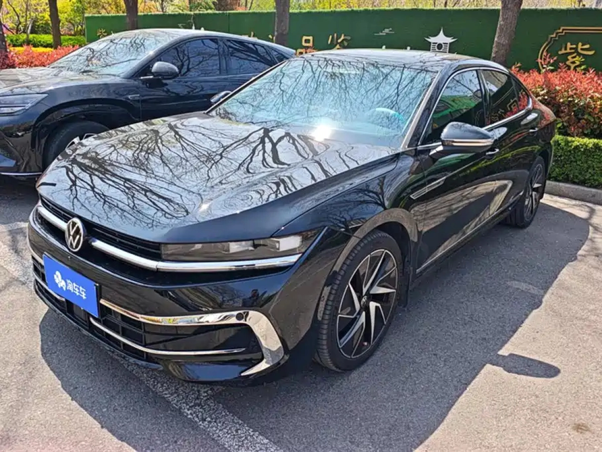 VOLKSWAGEN MAGOTAN  2024