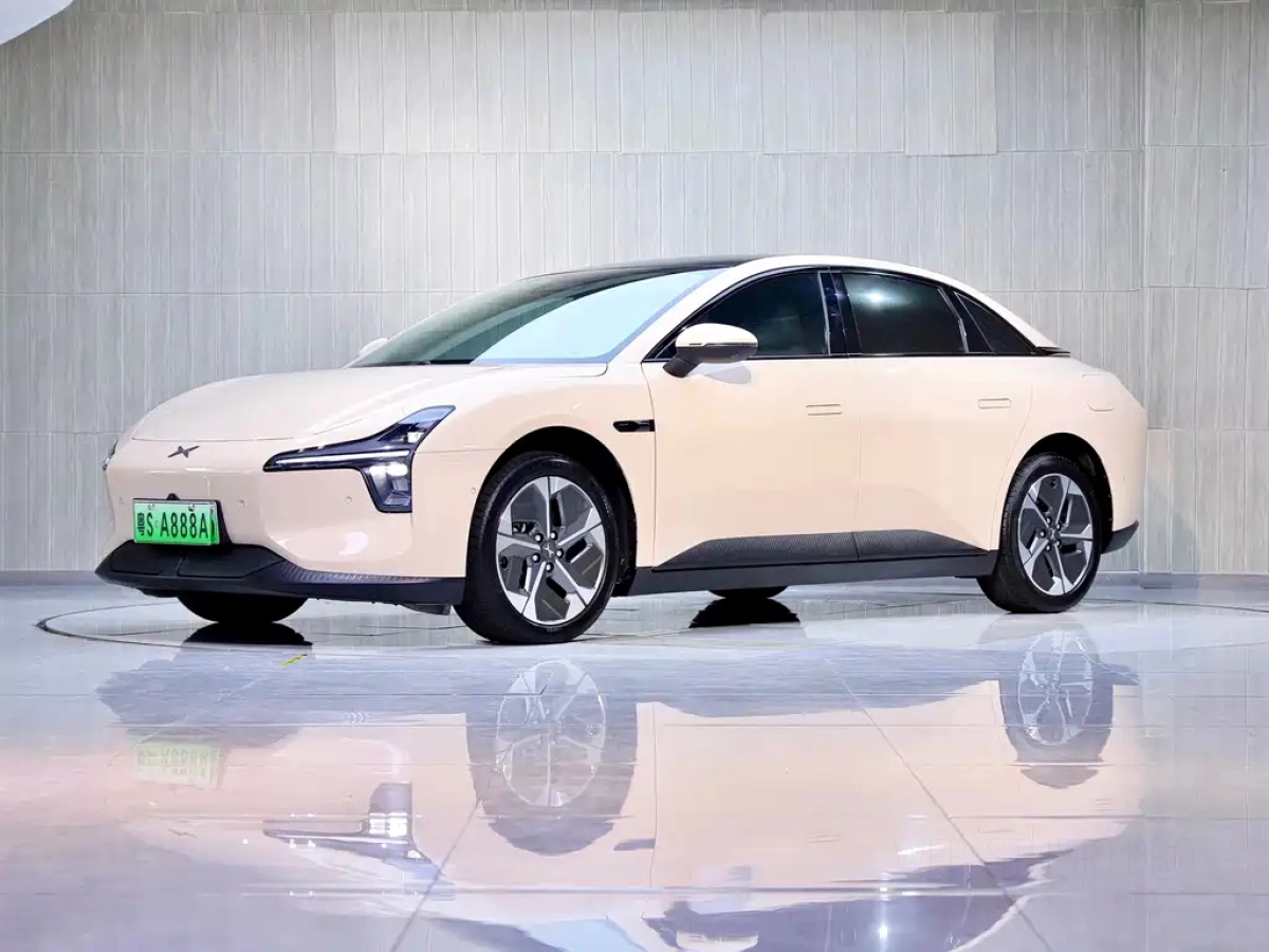 XPENG MONA M03  2025