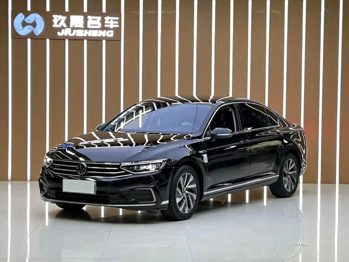 VOLKSWAGEN MAGOTAN GTE PLUG-IN HYBRID HY  2023