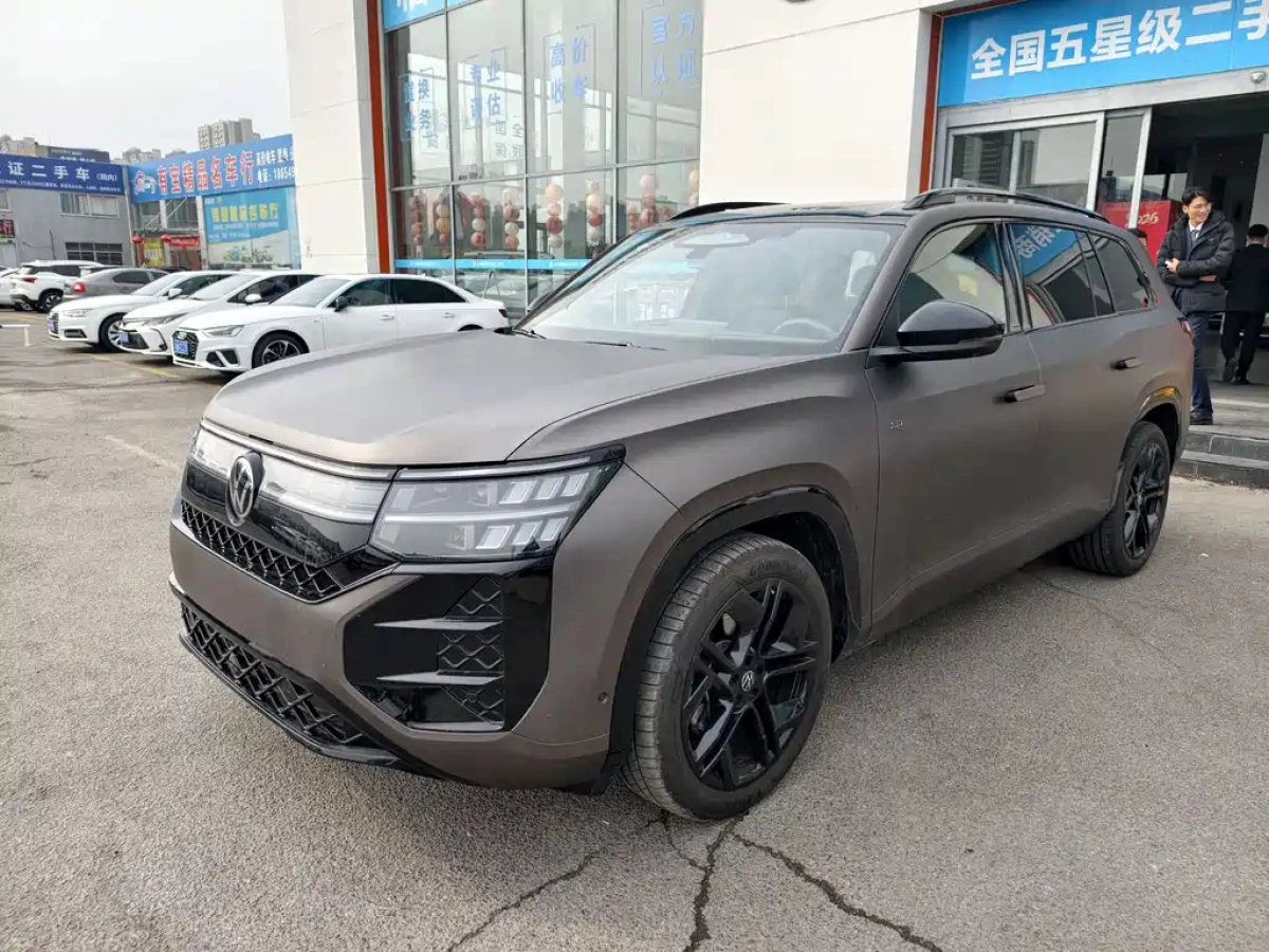 VOLKSWAGEN TERAMONT  2025