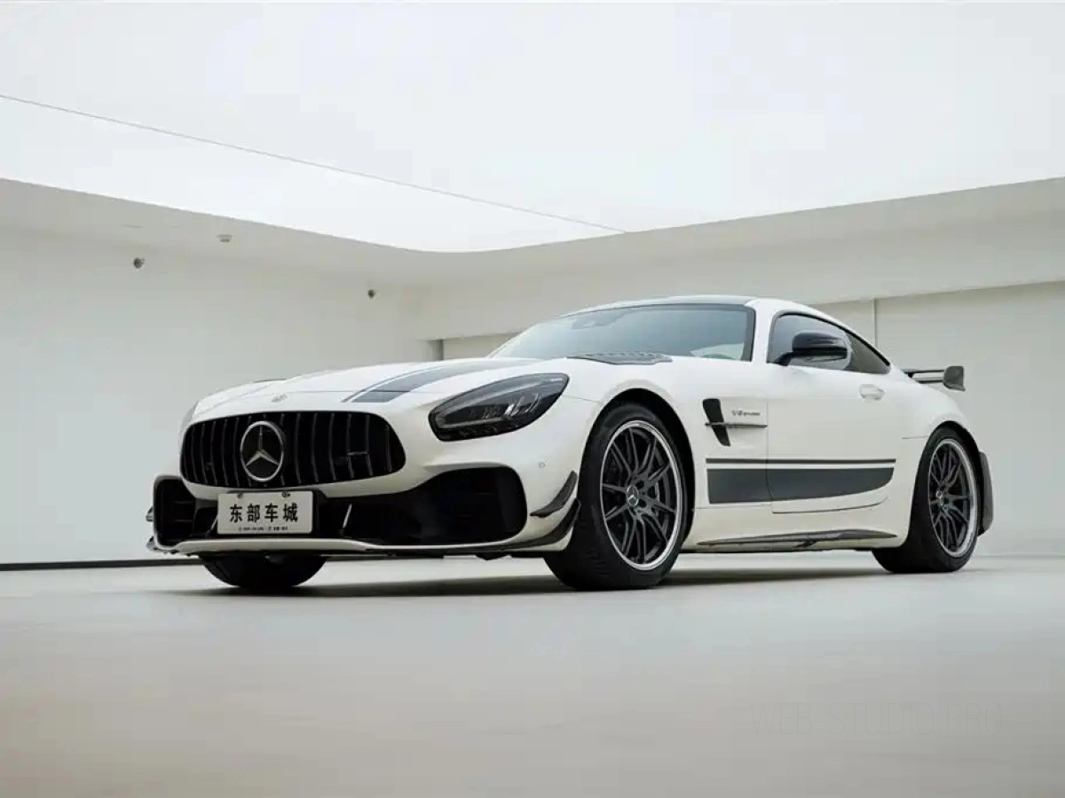 MERCEDES-BENZ AMG GT  2020