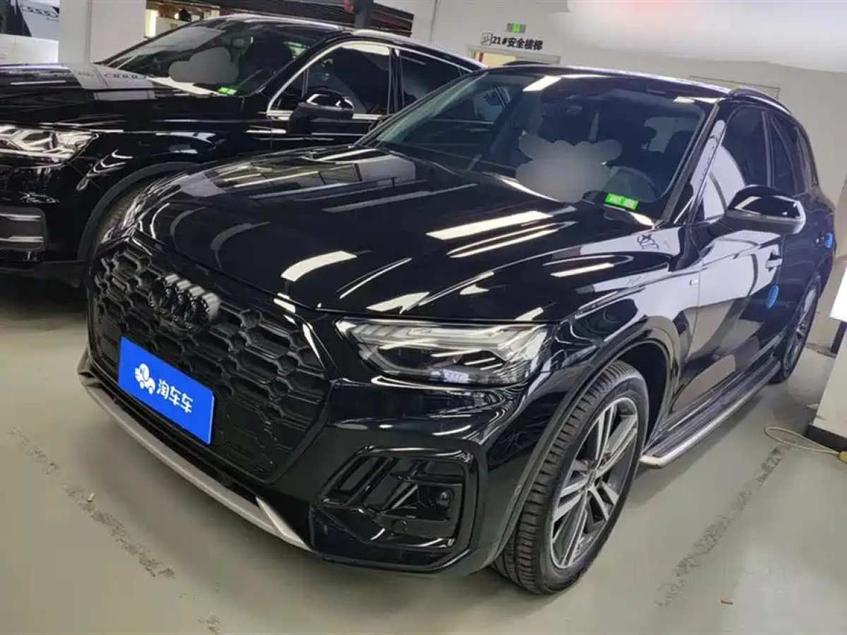 AUDI Q5L  2022