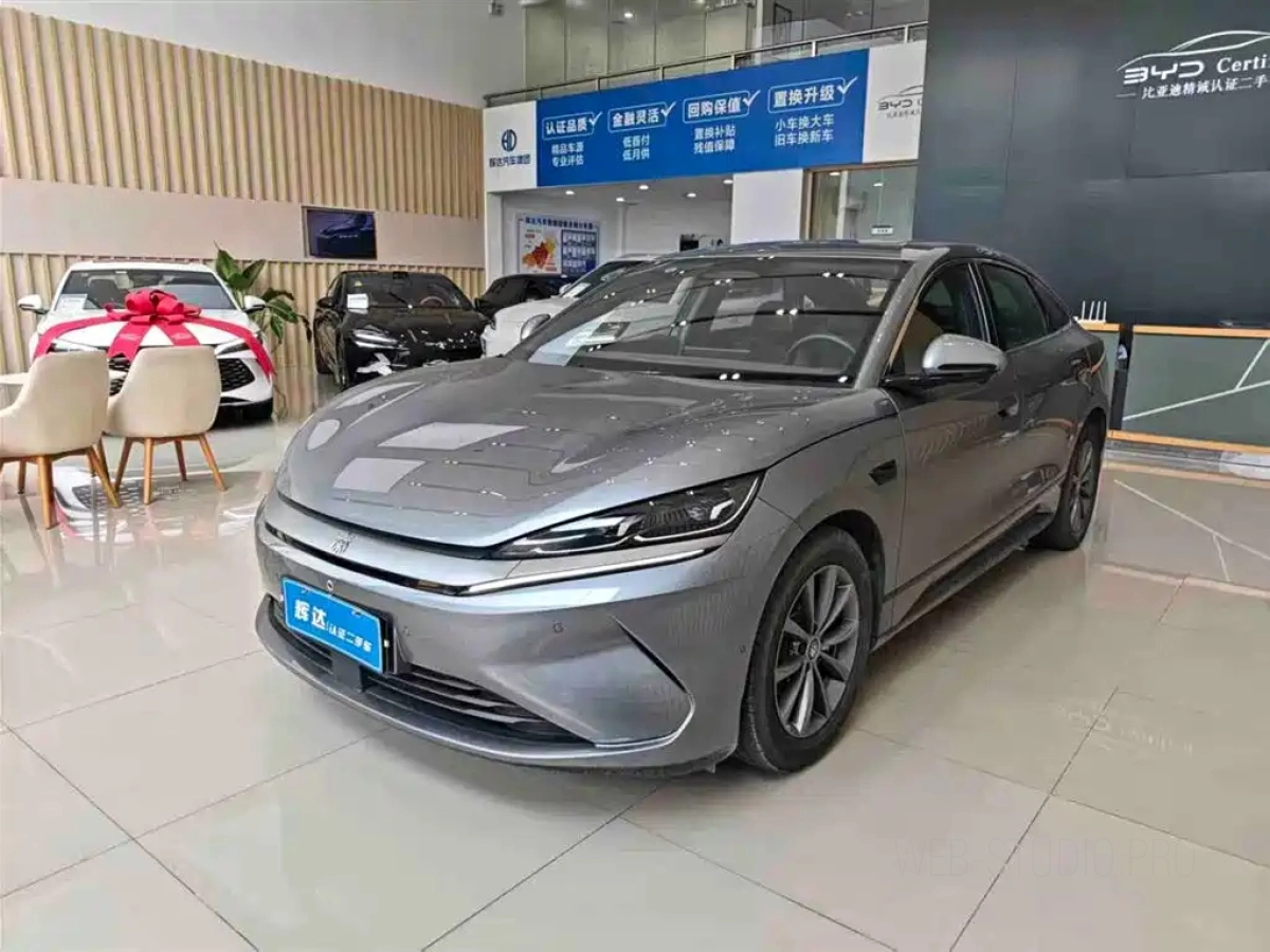 BYD QIN L  2025
