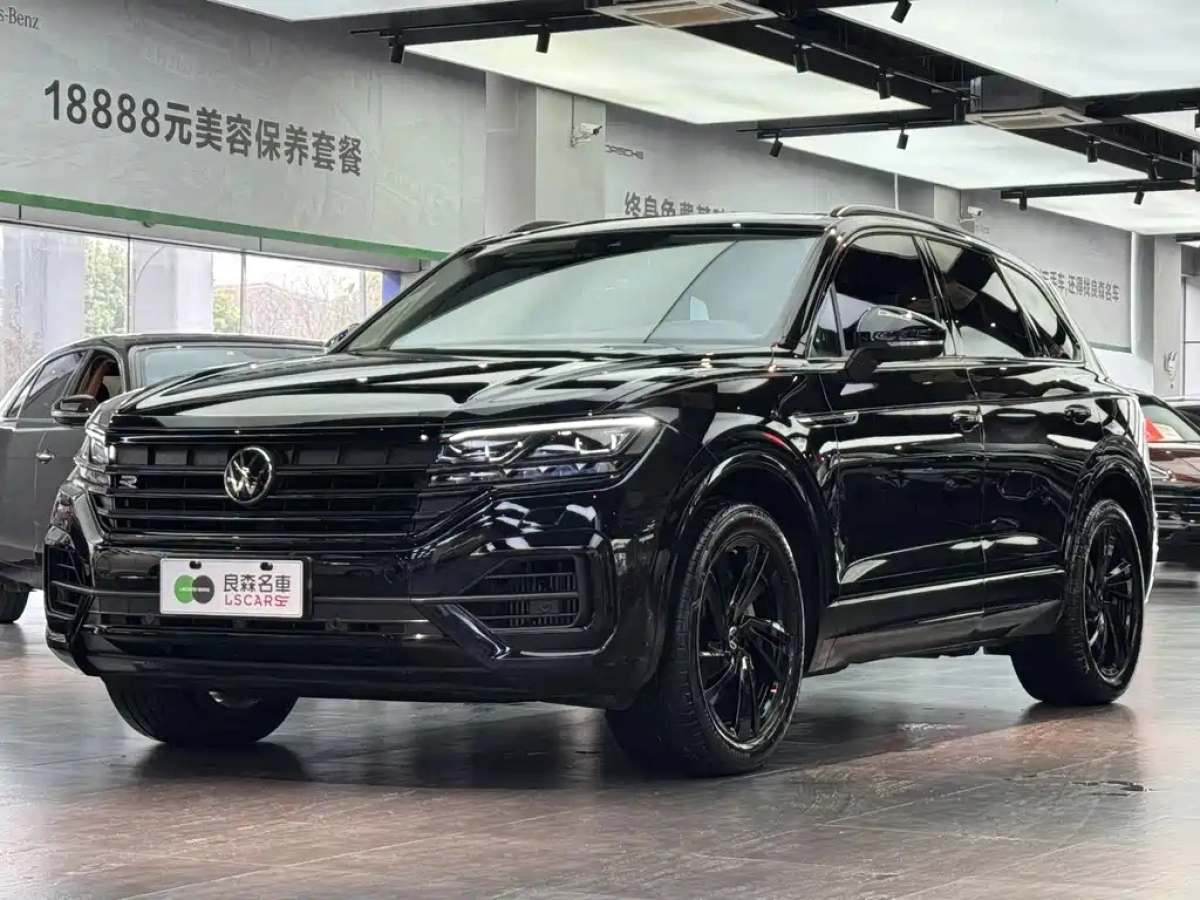 VOLKSWAGEN TOUAREG