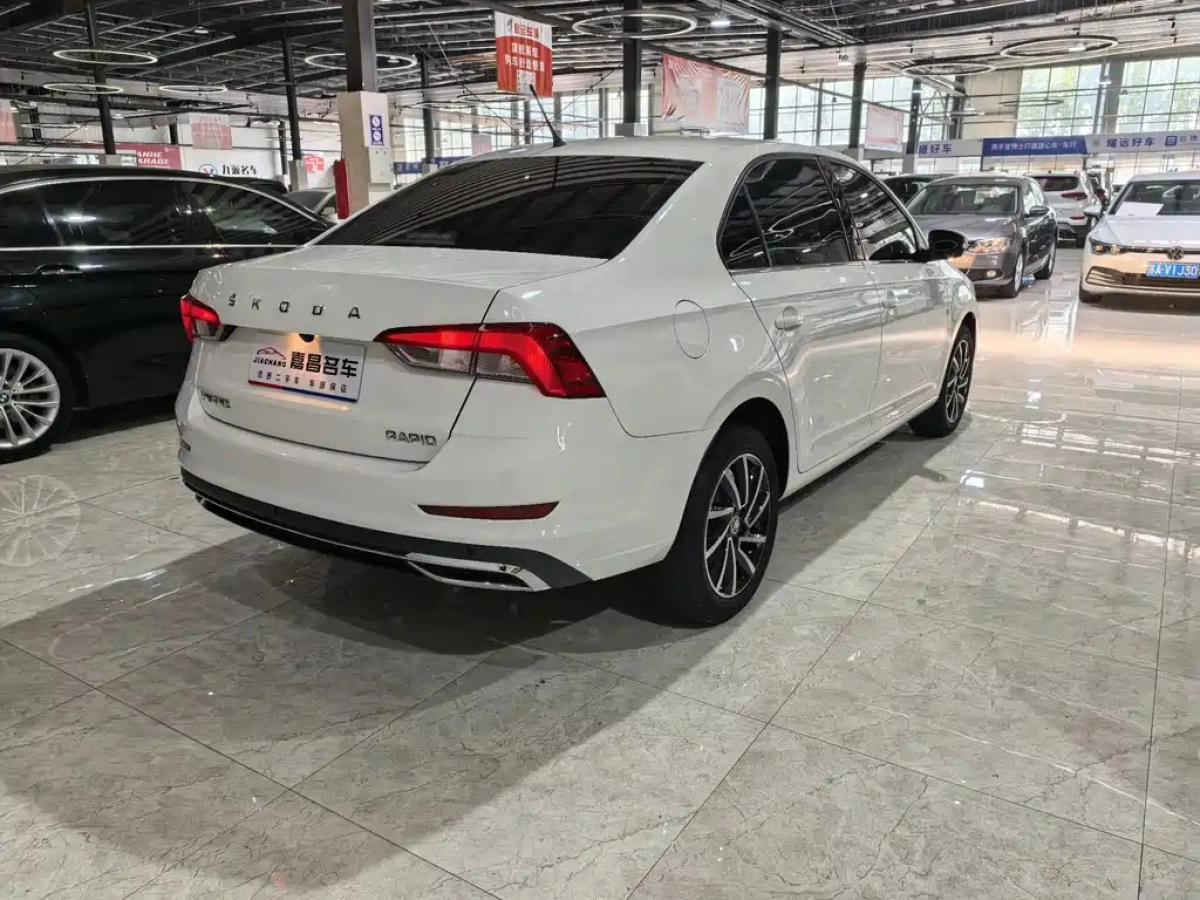 SKODA RAPID