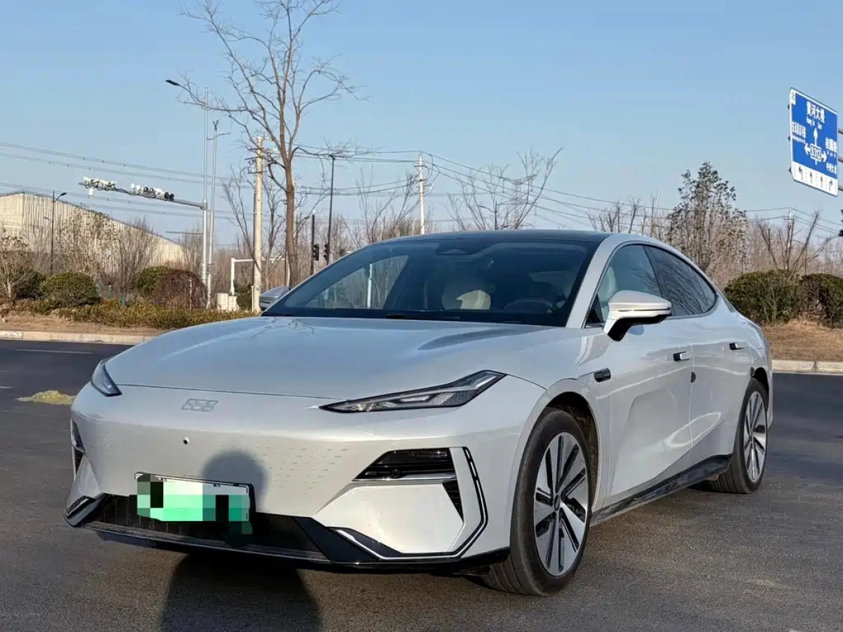 GEELY GALAXY GALAXY E8