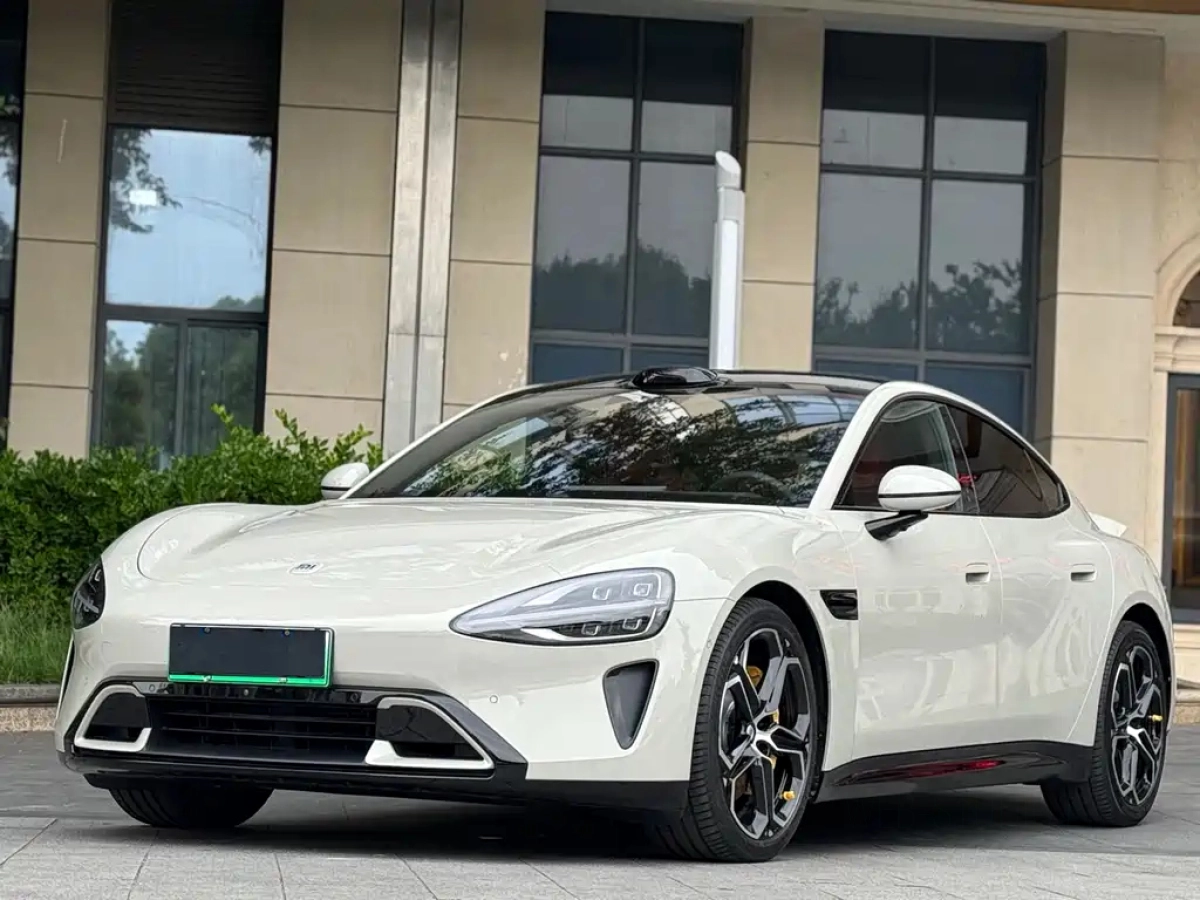 XIAOMI AUTO SU7  2025