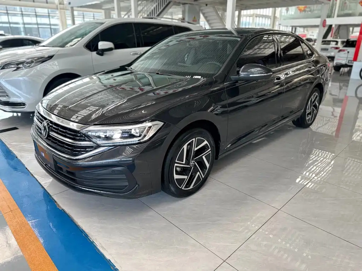 VOLKSWAGEN SAGITAR  2026