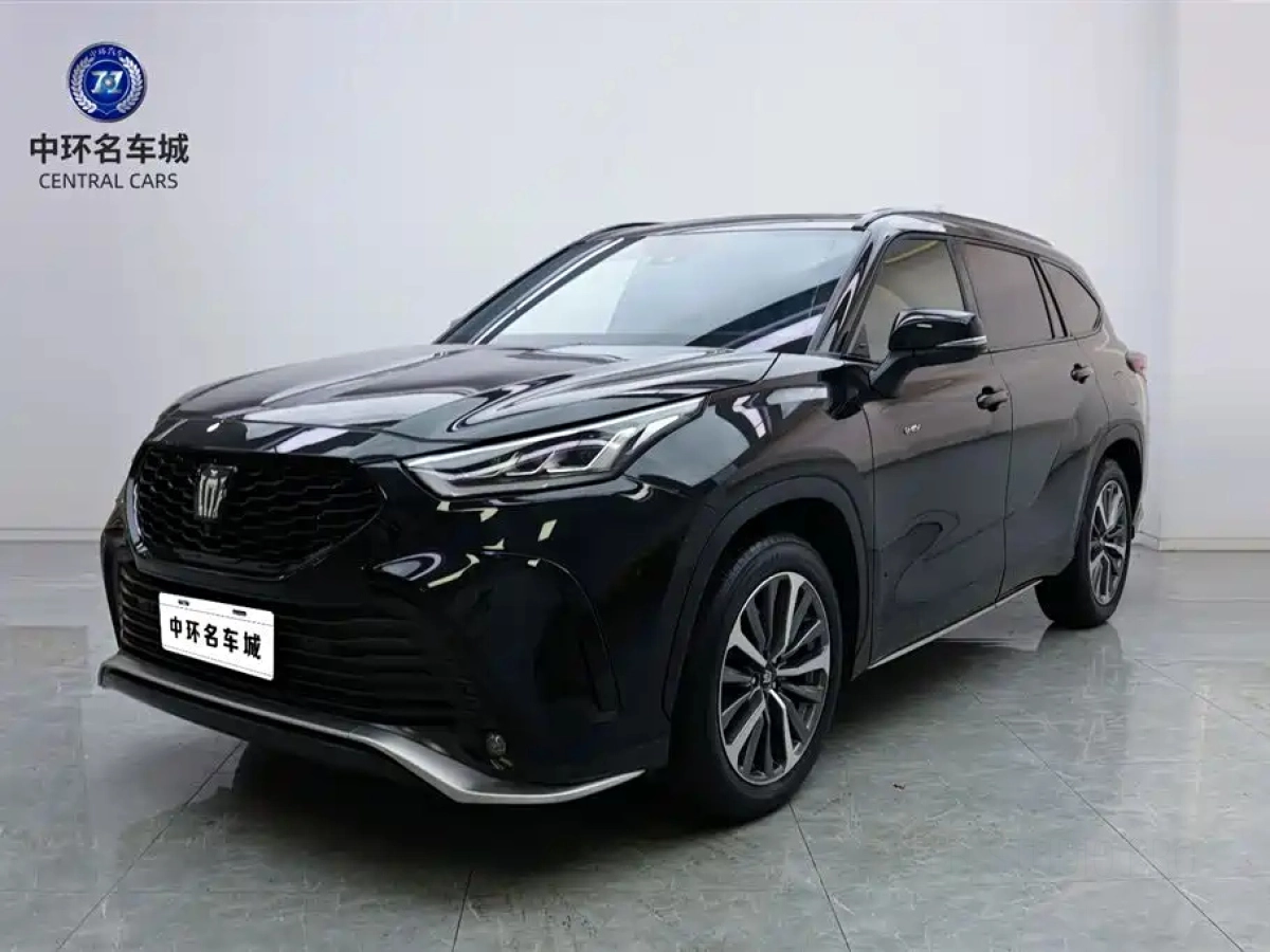 TOYOTA CROWN KLUGER  2025