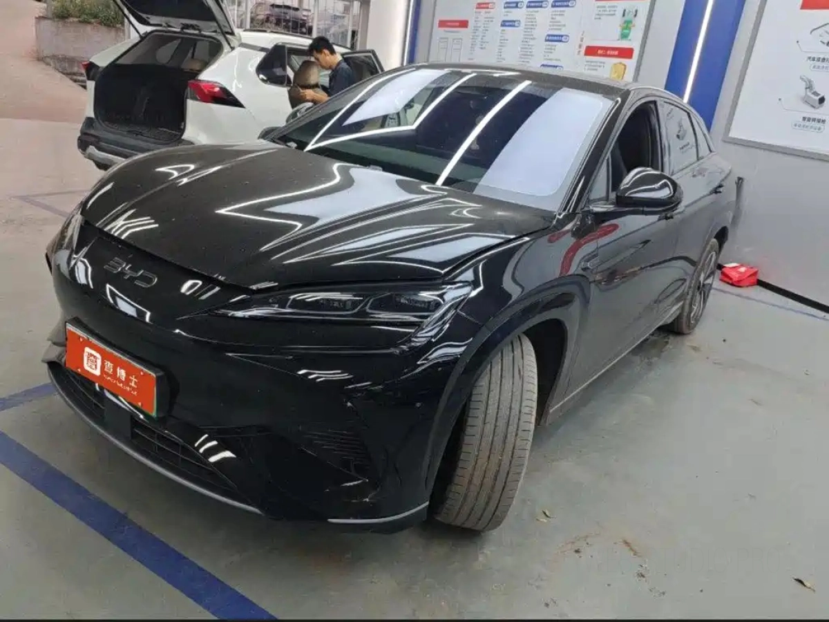 BYD SEALION 07 EV