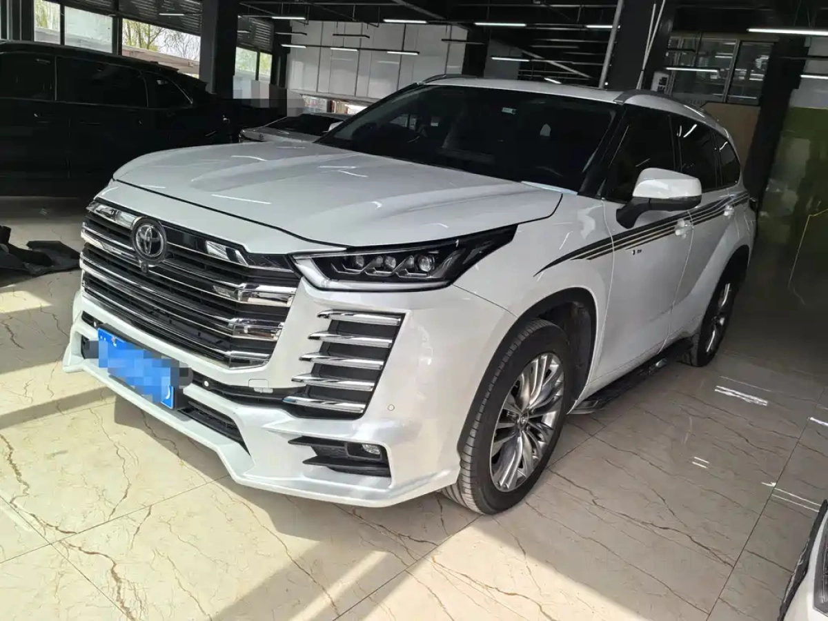 TOYOTA HIGHLANDER  2025