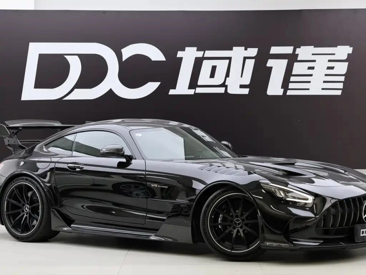 MERCEDES-BENZ AMG GT