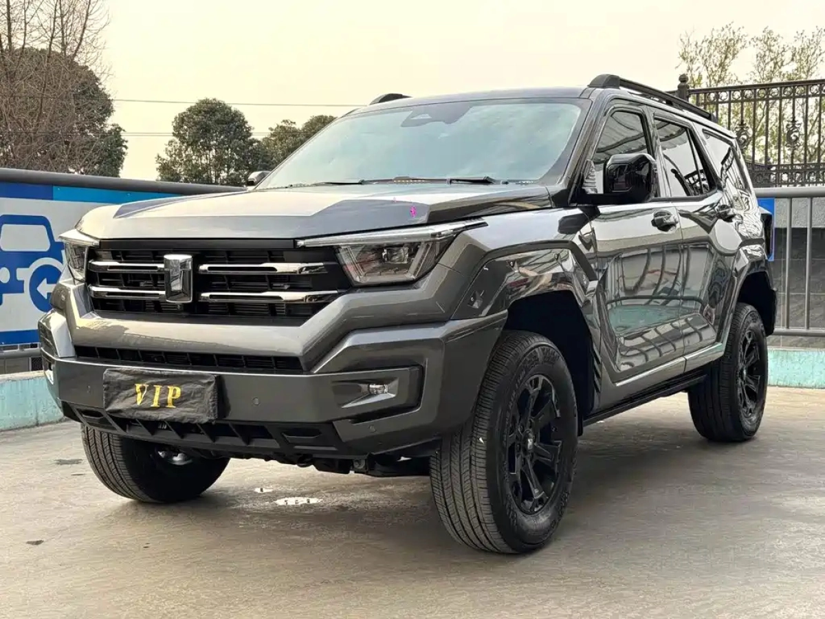 TANK 400 NEW ENERGY  2024