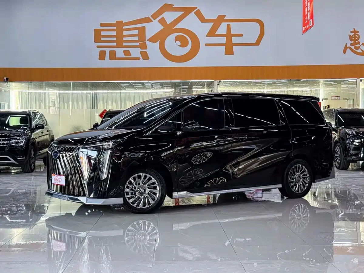 GAC TRUMPCHI TRUMPCHI M8  2024