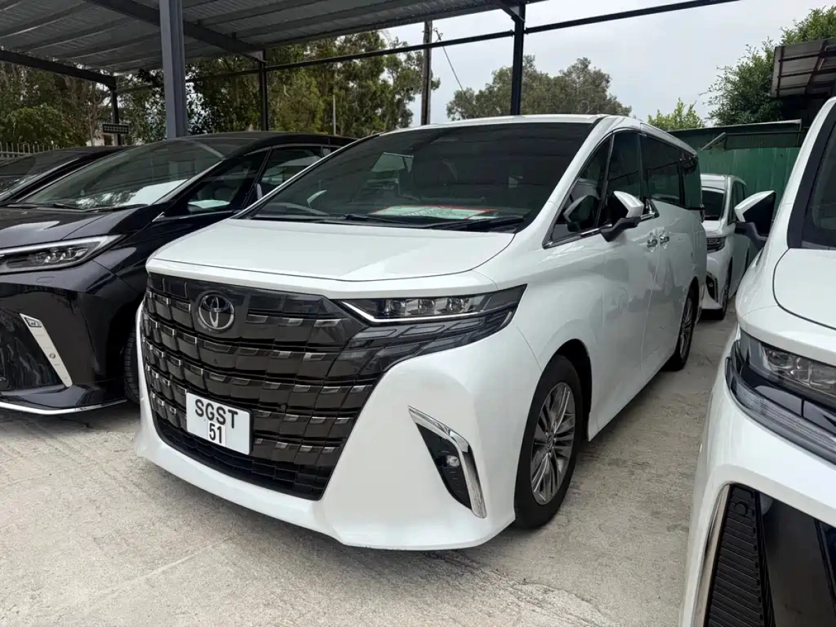 TOYOTA ALPHARD