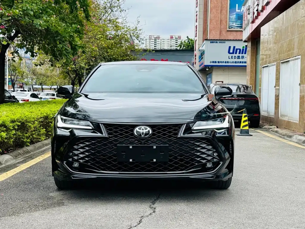 TOYOTA AVALON