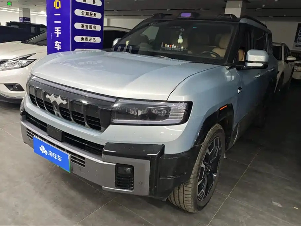 BYD FANGCHENG BAO 8  2024