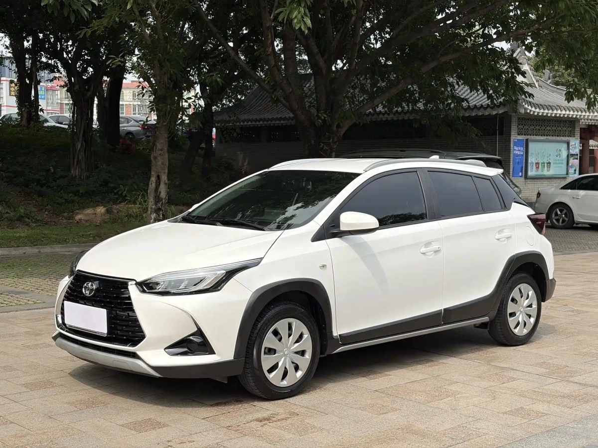 TOYOTA YARIS L YARIS L  2023