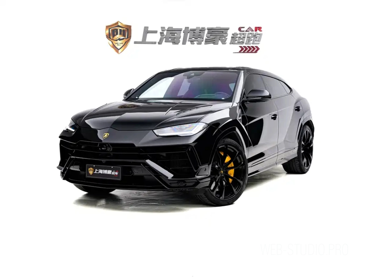 LAMBORGHINI URUS  2024