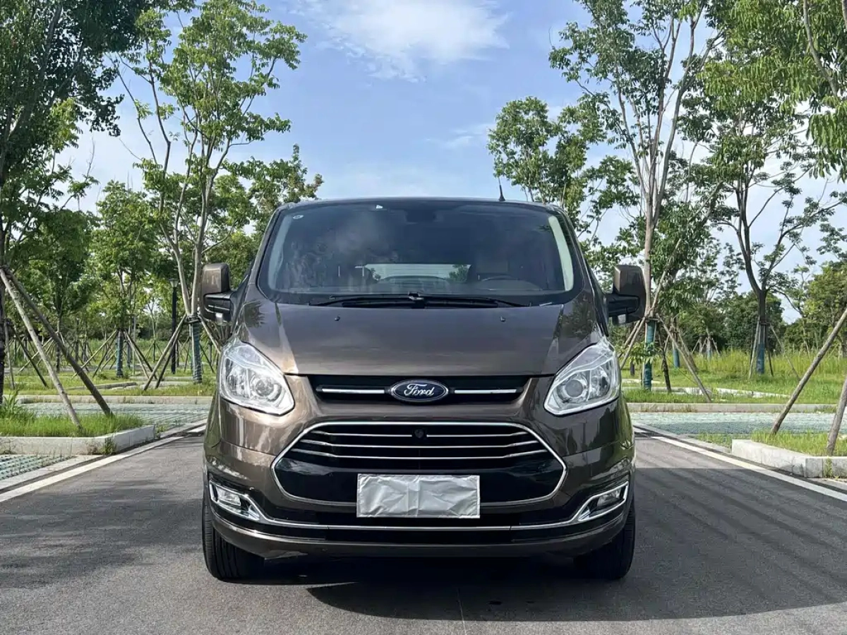 FORD TOURNEO