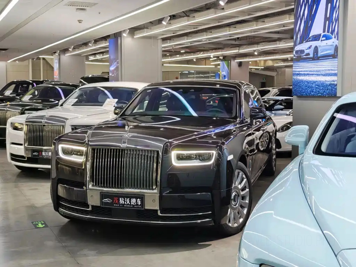 ROLLS ROYCE PHANTOM  2019
