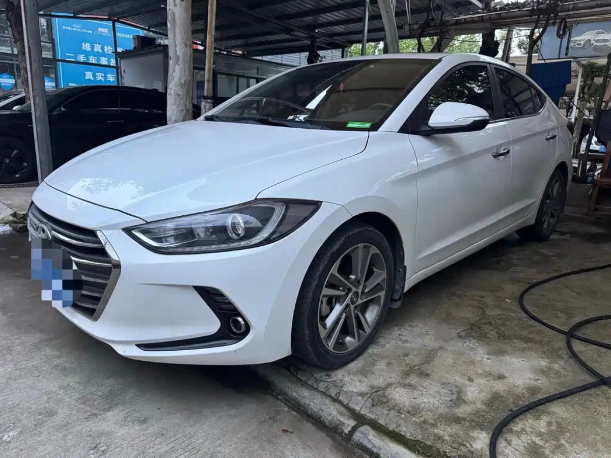 HYUNDAI ELANTRA  2019