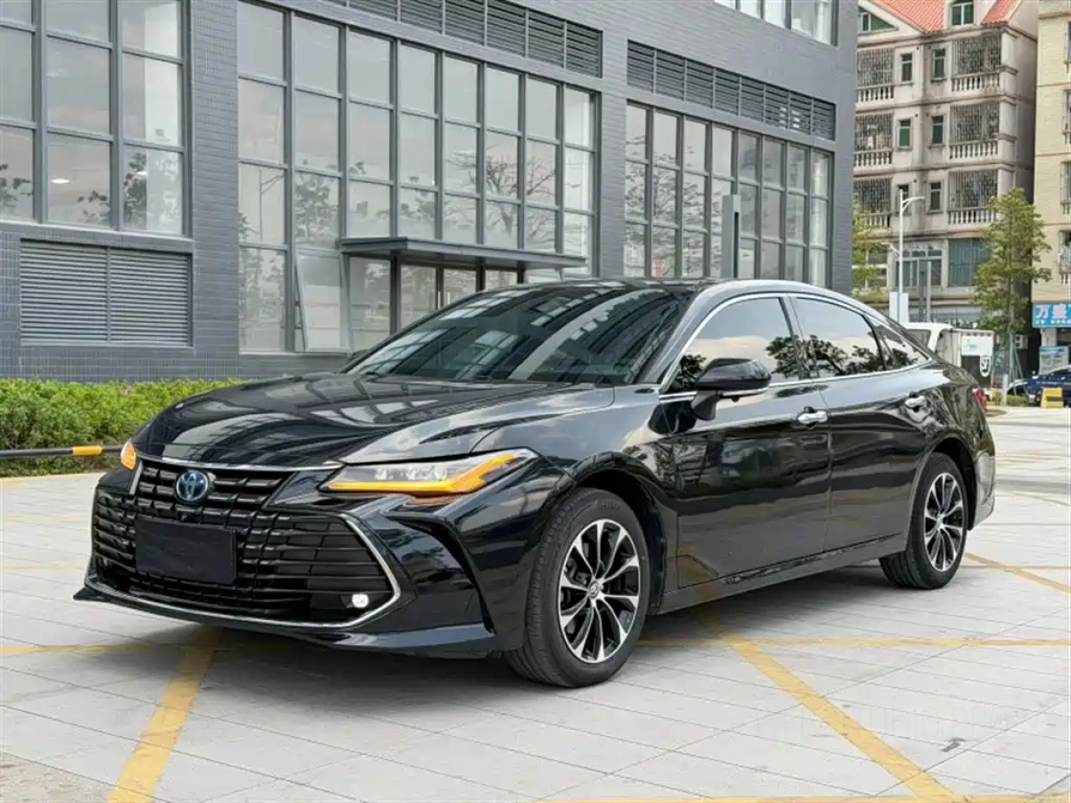 TOYOTA AVALON