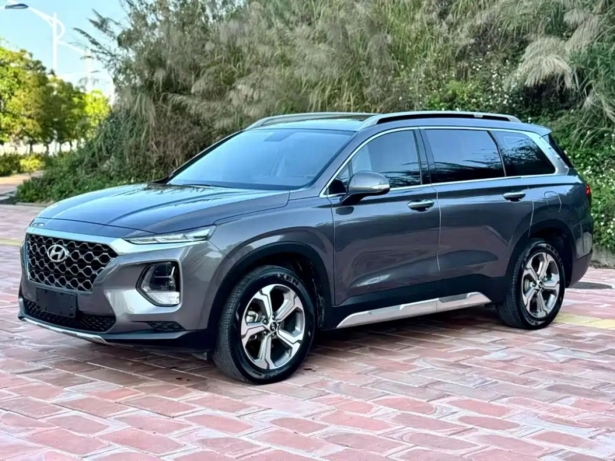 HYUNDAI SANTA FE  2022