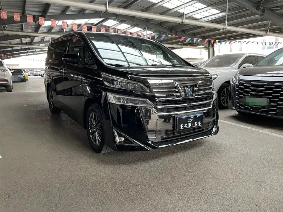 TOYOTA VELLFIRE  2022