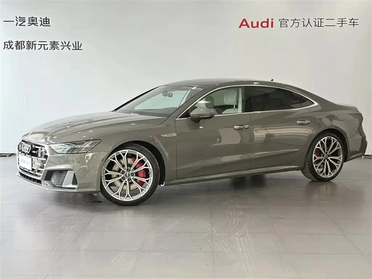 AUDI A7L  2026