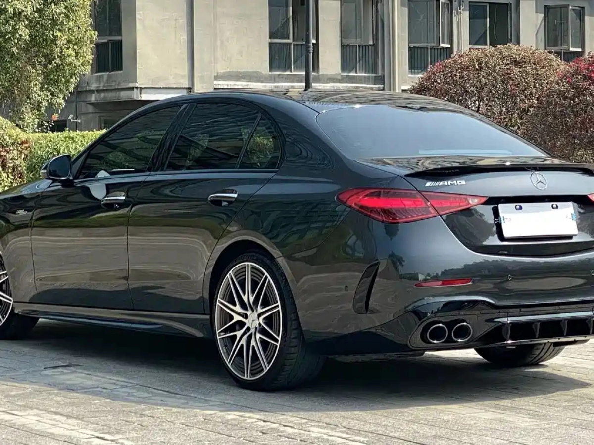 MERCEDES-BENZ C-CLASS AMG