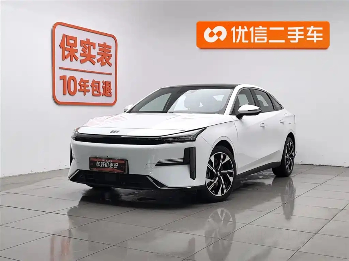 GEELY GALAXY GALAXY L6  2023