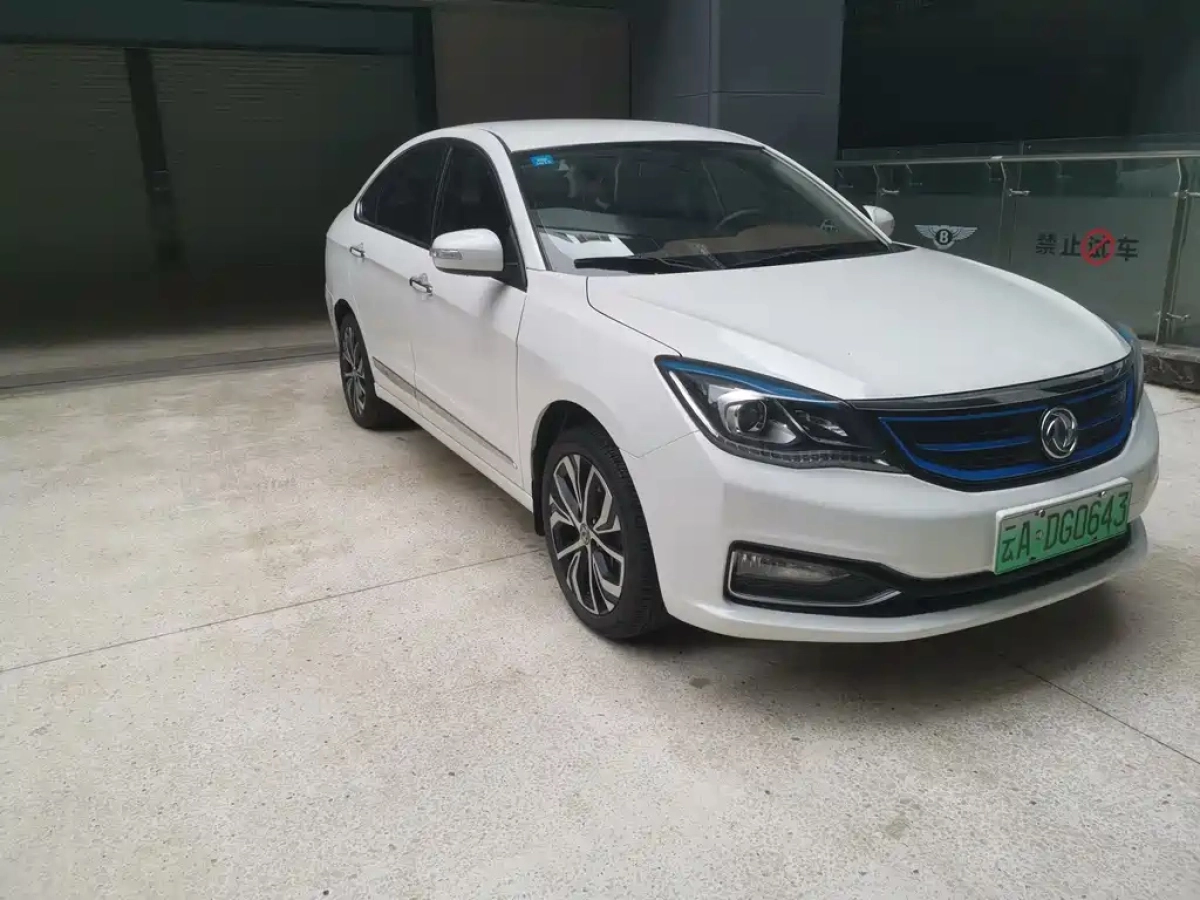 DONGFENG AEOLUS E70