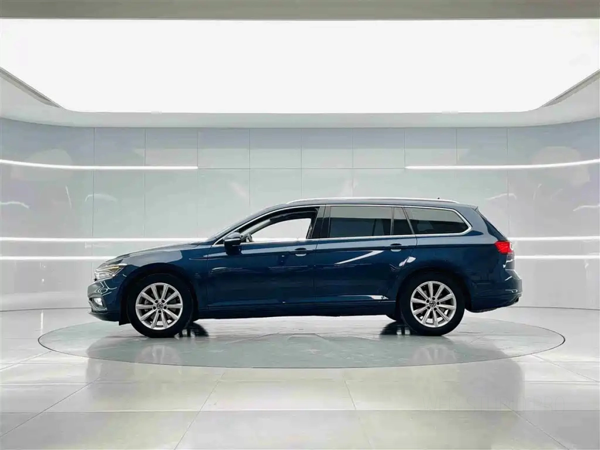 VOLKSWAGEN PASSAT VARIANT