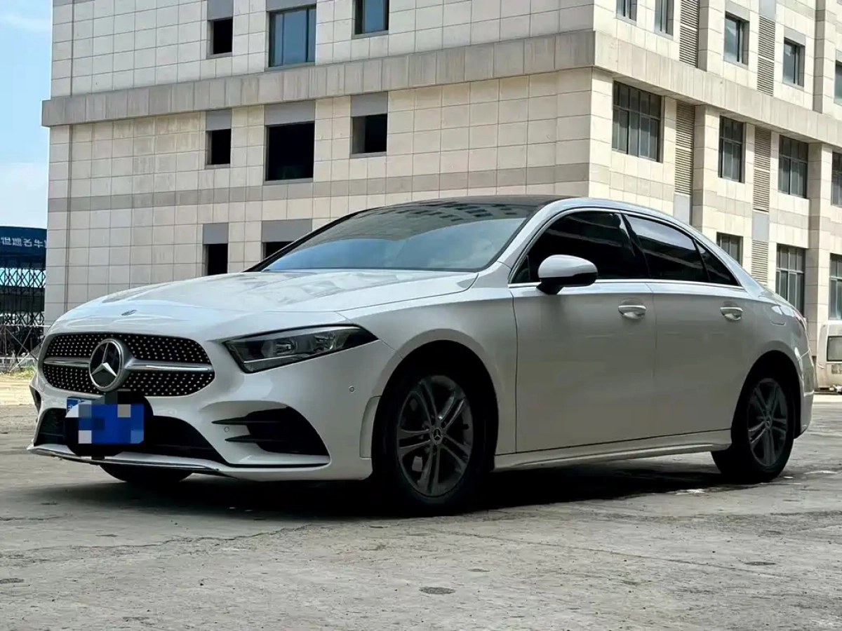 MERCEDES-BENZ A-CLASS  2021