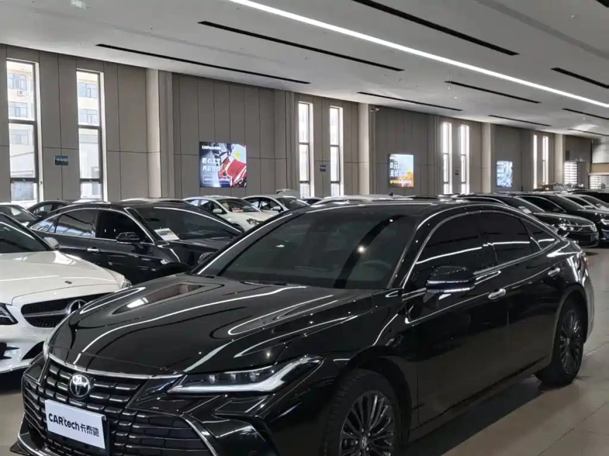 TOYOTA AVALON
